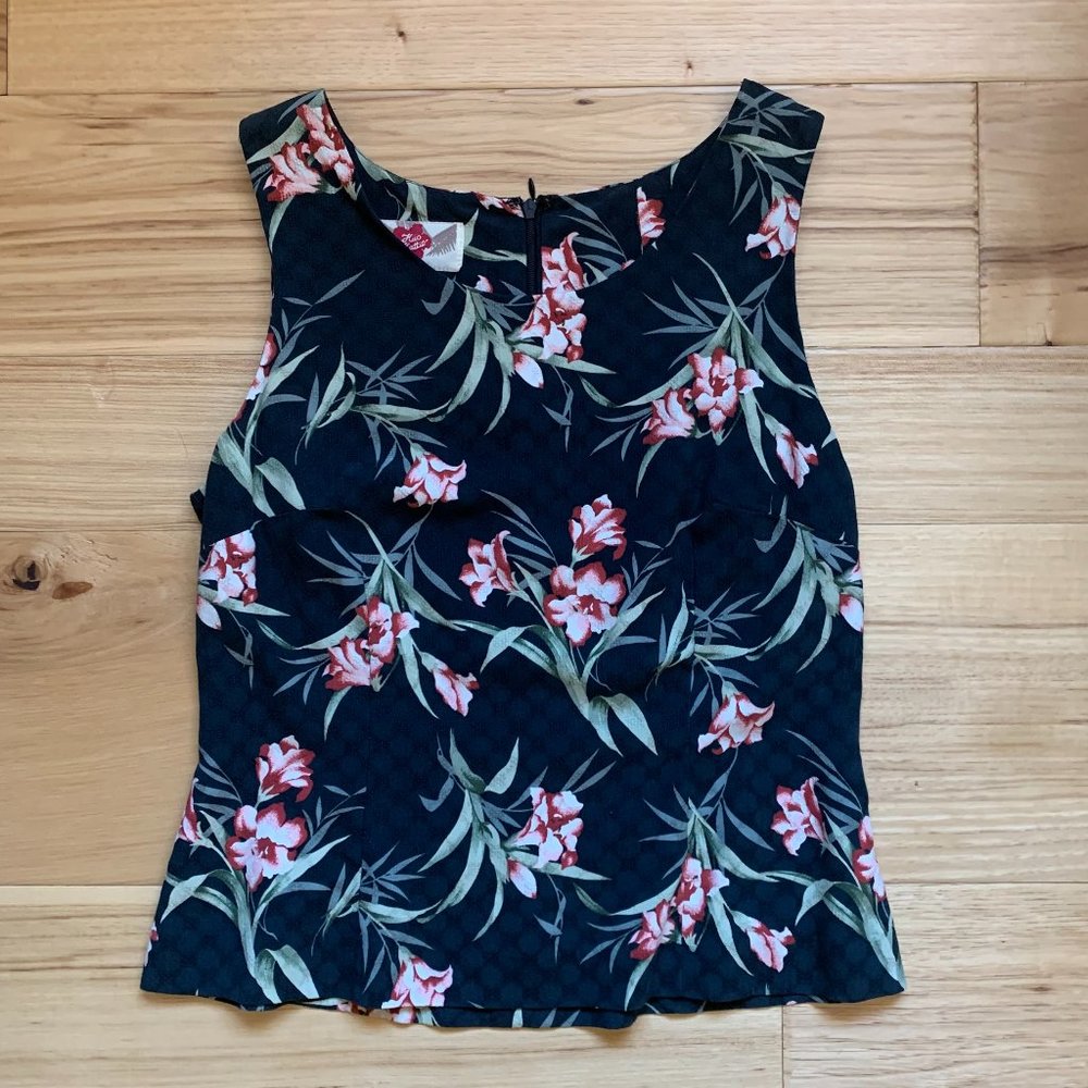 Vintage Hilo Hattie Silk Hawaiian Tank Top, Size 8